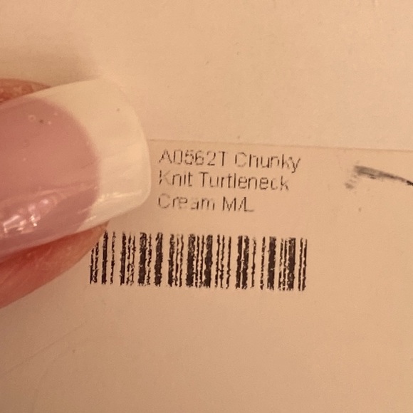 🎉🎉NEW WITH TAG‼️ ATTU ( beige botany ) CHUNKY KNIT TURTLE NECK SWEATER ‼️ - Picture 16 of 16